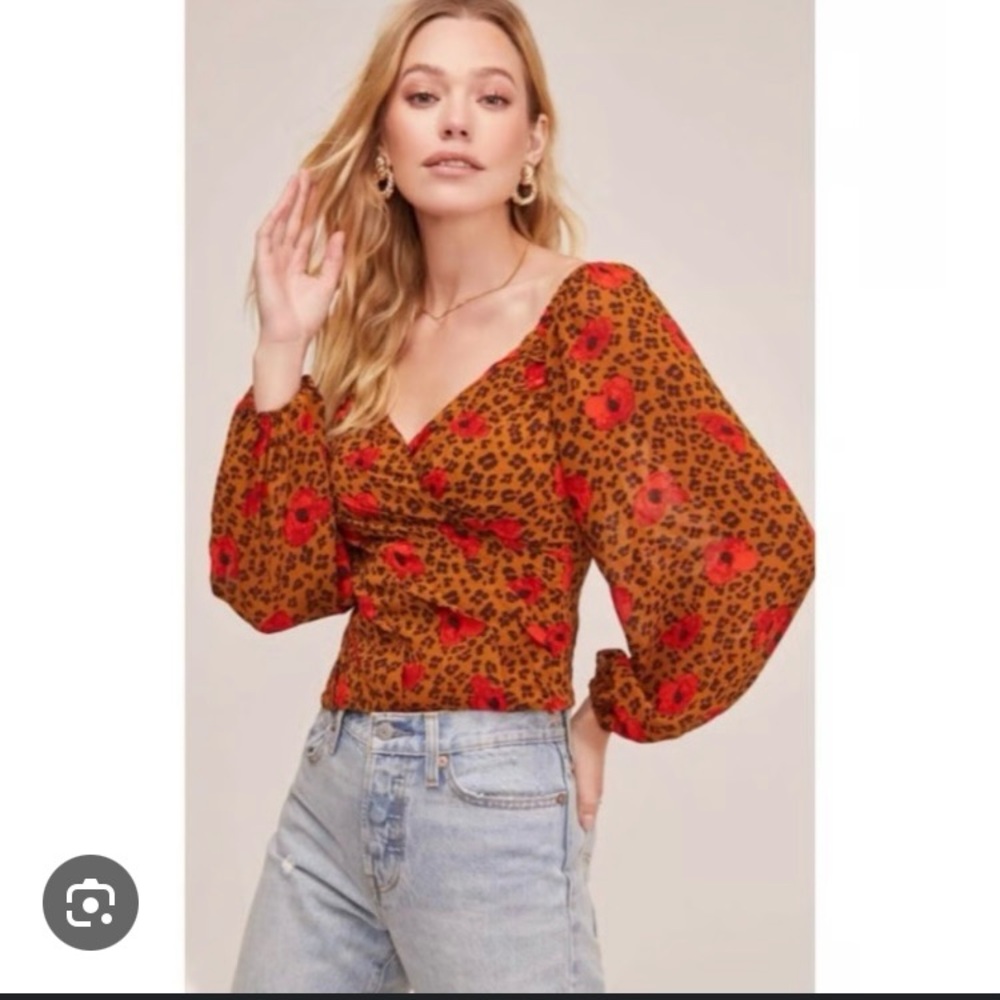 ASTR Leopard and floral top